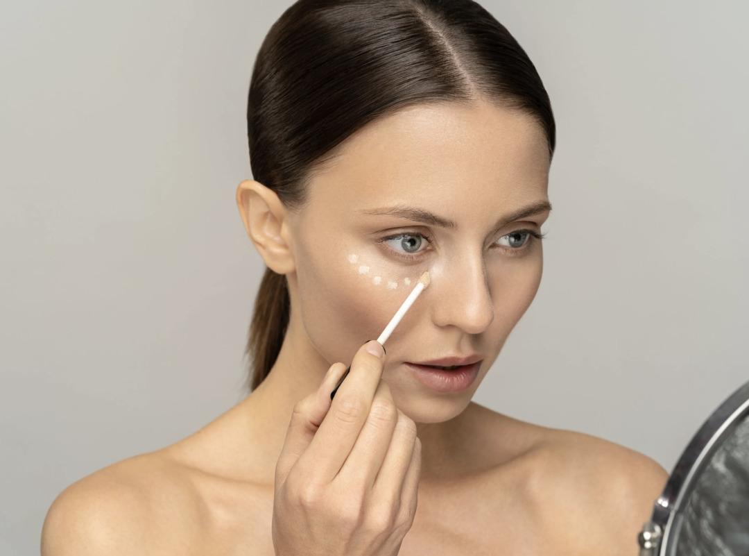 Makyaj &ccedil;antandan asla ayırmaman gereken &uuml;r&uuml;nler hangileri? 2