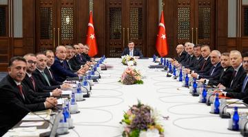 Bakan Işıkhan: "Sürdürülebilir büyümeyi hedefleyen ekonomi programımızı kararlılıkla uygulamaya devam edeceğiz"