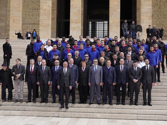 Gençlerbirliği Ata'nın huzuruna çıktı