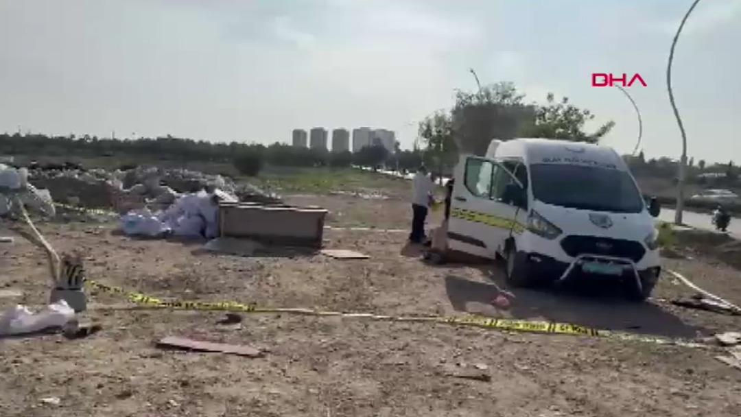 Mersin de vahşet! Çekyat içerisinde halıya iple sarılı halde bulundu: Kokmaması için bu yapılmış 2