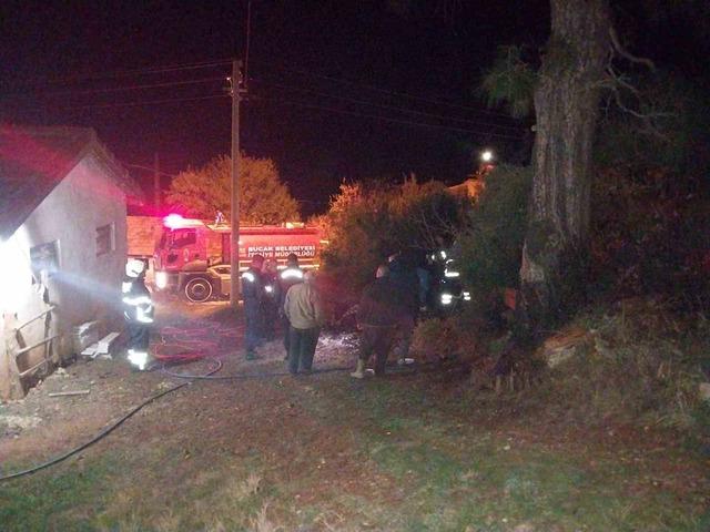 Bucak’ta arazi yangını 1