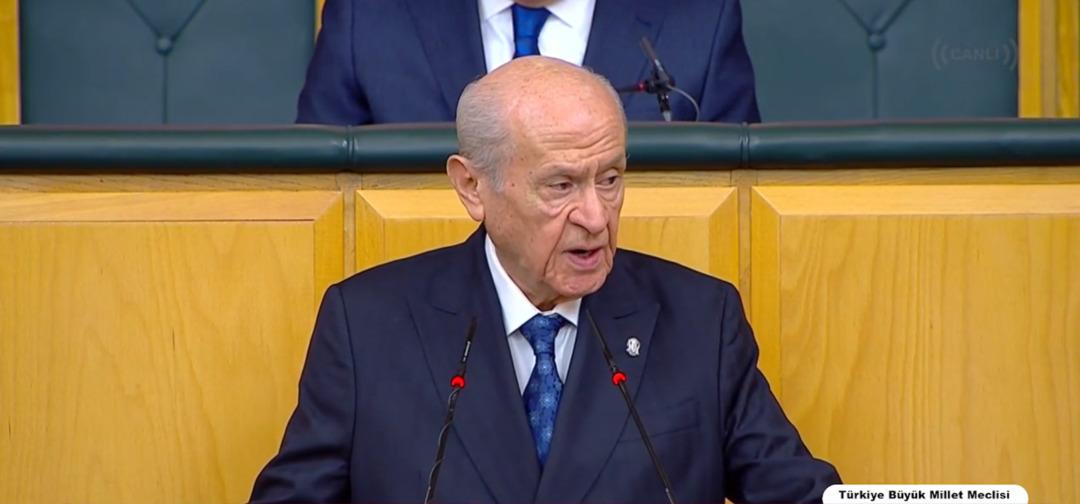 Son dakika | Tarihi ziyaret sonrası Bahçeli den darağacı resti! İmralı için "en ciddi muhatap" yorumu 3