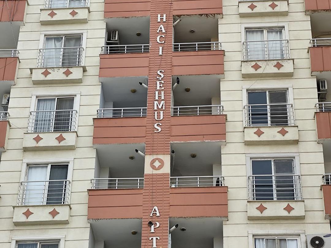 Apartmanda bütün ailenin cansız bedeni çıktı! "Bu bir katliamdır" 7