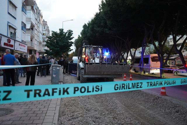 Ekmek almaya çıkan adamın sonu kahretti! Feci anlar kamerada; eşi balkondan öğrendi 10