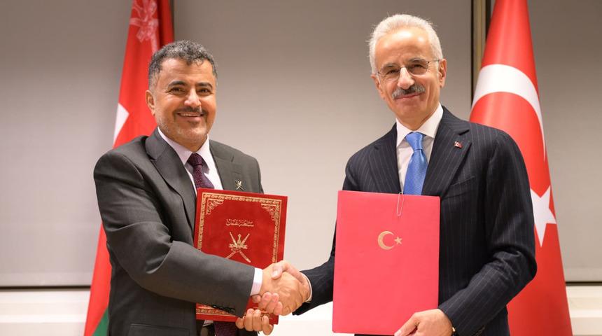 Bakan Uraloğlu duyurdu! Türkiye ulaştırma güzergahlarına bir yenisini daha ekliyor