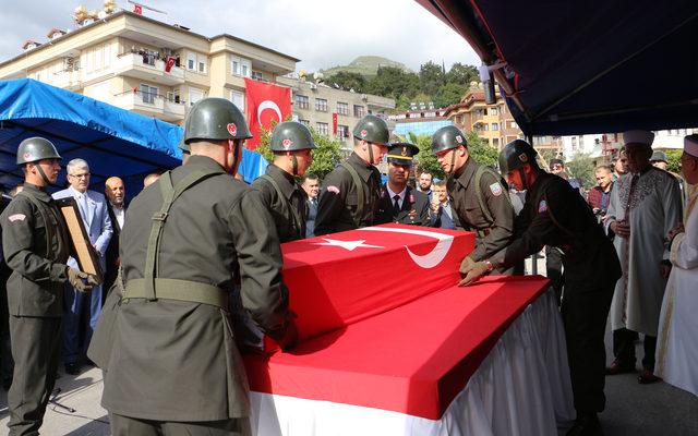 Alanya şehidini uğurladı