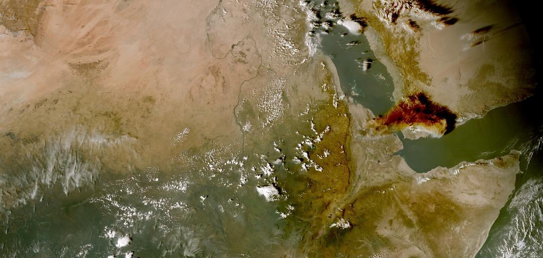 Yanardağ 12 bin yıllık uykusundan uyandı! Her yer kül oldu 1