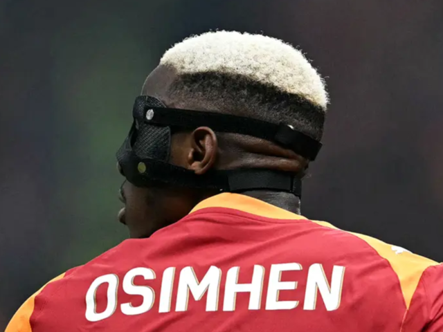 Maça saatler kala Okan Buruk ile görüştü! Osimhen'den beklenmedik talep