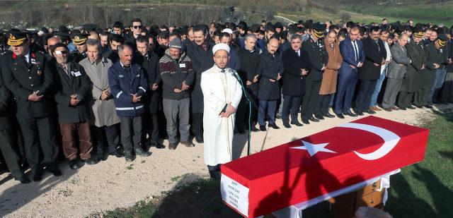 Amasya'da şehidi yaklaşık 7 bin kişi son yolculuğuna uğurladı