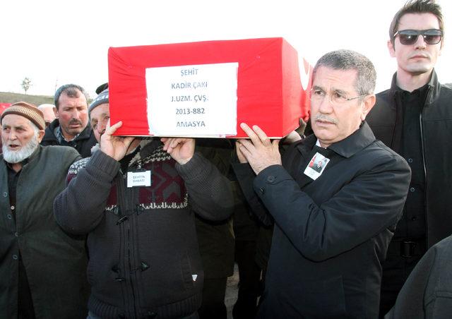 Amasya'da şehidi yaklaşık 7 bin kişi son yolculuğuna uğurladı