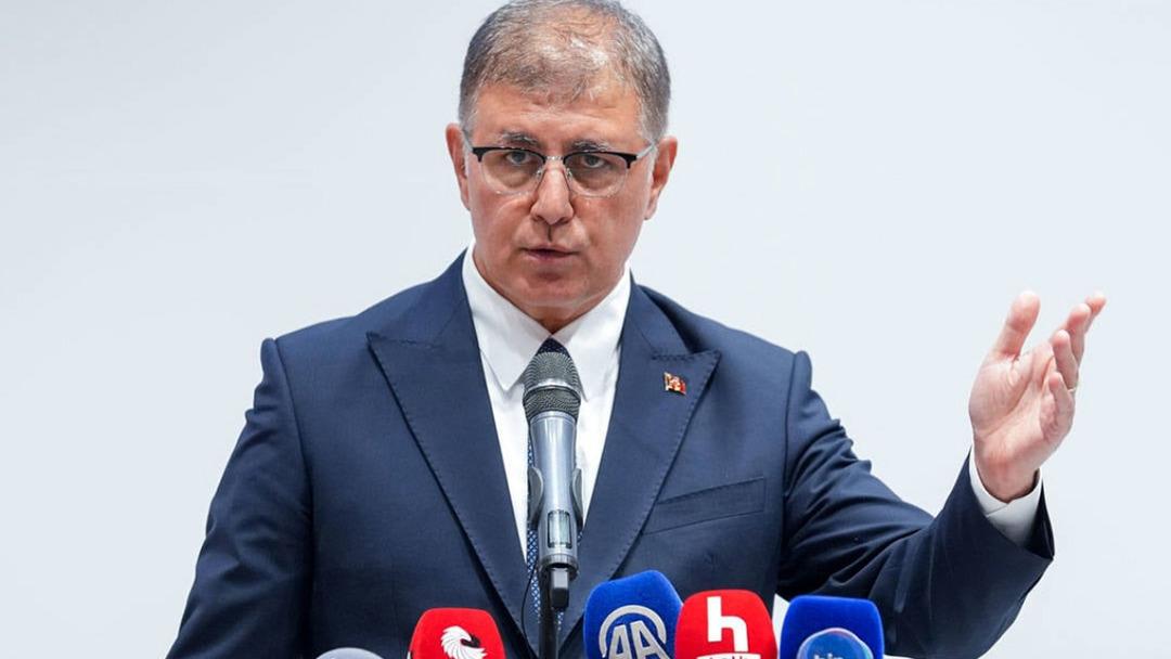 Cemil Tugay,  AK Parti  iddialarını bir daha yalanladı: "Parti değiştiren başkan İzmir’de sokağa çıkamaz, tükürüğe boğarlar" 1