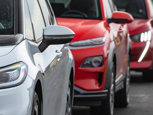 Elektrikli otomobiller cep yakabilir! 'Yüzde 50' tahmini tüm senaryoyu değiştirdi