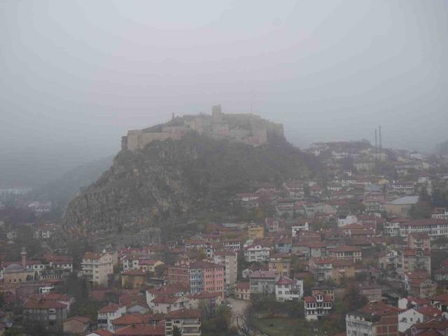 Sis etkili oldu, görüş mesafesi 50 metreye kadar düştü 5