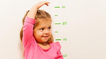 Türkiye'de her 10 çocuktan birinin boyu uzamıyor! Boy kısalığı neden olur?