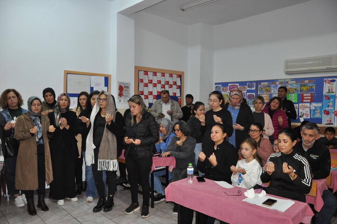 &Ouml;ğretmenler g&uuml;n&uuml; sevinci kabusa d&ouml;nd&uuml;! G&uuml;lşen &ouml;ğretmenden acı haber 1