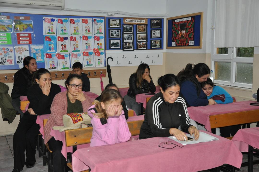 &Ouml;ğretmenler g&uuml;n&uuml; sevinci kabusa d&ouml;nd&uuml;! G&uuml;lşen &ouml;ğretmenden acı haber 3