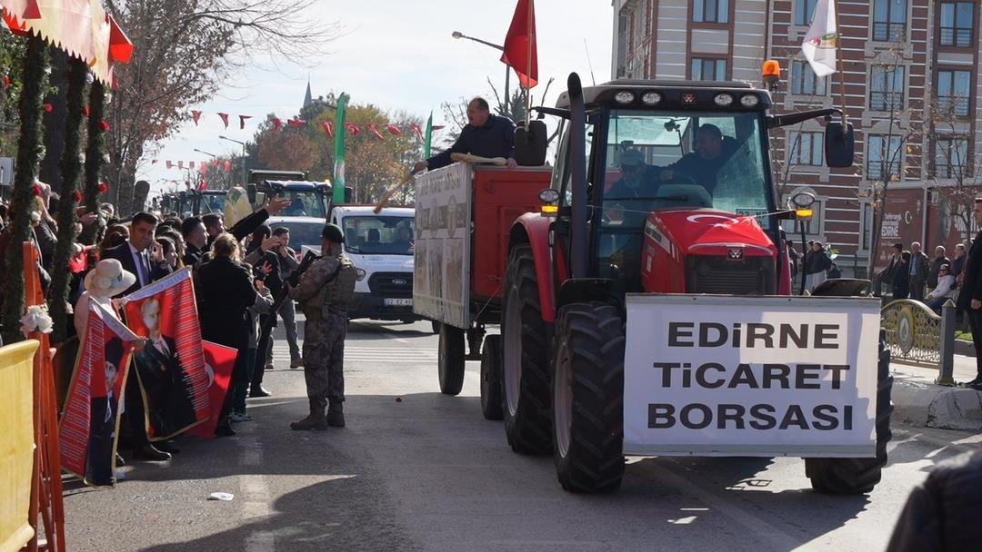 1 litresi bedava olunca izdiham çıktı, yerlerde süründü 1