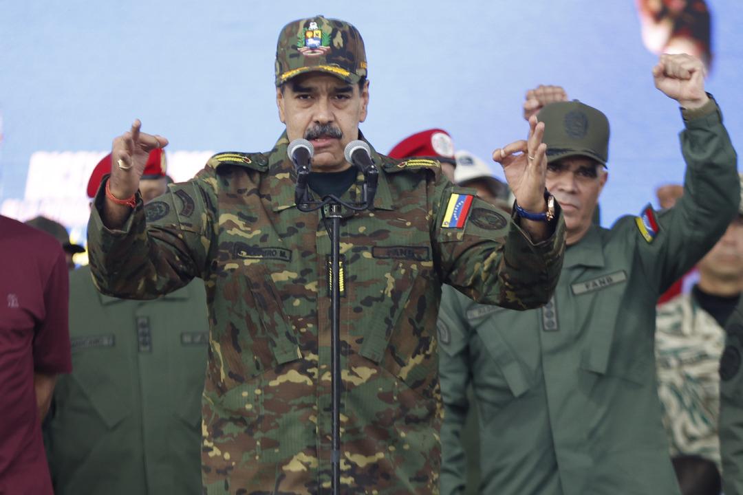 Maduro dan Trump a restin en büyüğü! Kılıcı çekip açıkladı: "4,5 milyon milis hazır" 5