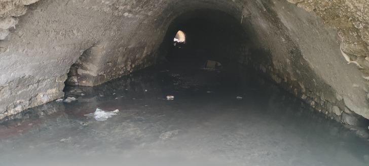 Binanın altında meğer tarih yatıyormuş! Depremle ortaya çıktı G2