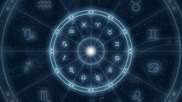 26 Kasım'da Yıldızlar Ne Söylüyor? Tarot Kartları ile Günün Enerjisi