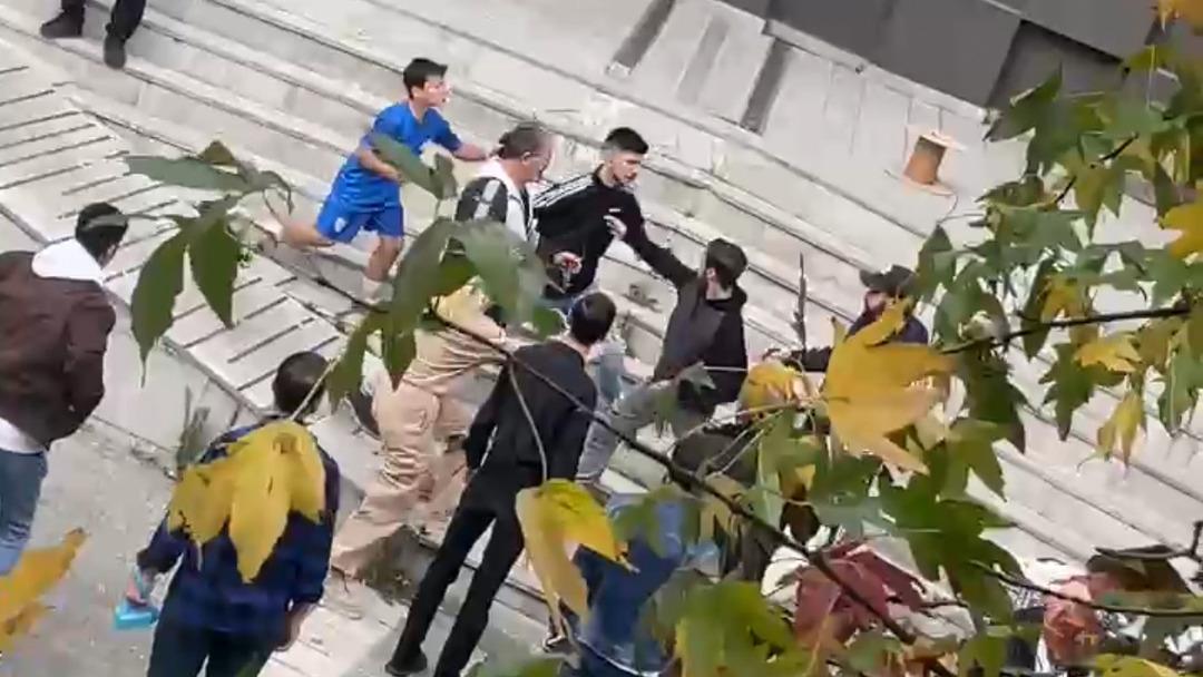 Yer: Kağıthane! Taciz iddiası sonrası ortalık karıştı, 2 kişiyi bıçakladı 2