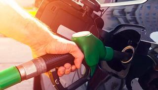 Araç sahiplerini sevindiren haber! Benzin ve motorinde indirim beklentisi