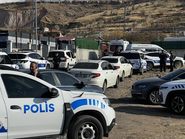 Polis memuru dehşet sa&ccedil;tı... Kayınvalidesini &ouml;ld&uuml;r&uuml;p intihar girişiminde bulundu 3
