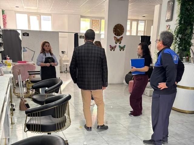 Buharkent’te güzellik salonlarına ortak denetim