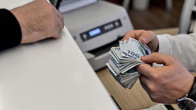 Emekli promosyonlarında yıl sonu yarışı kızışıyor: Bankalar rekor yekliflerle emeklileri cezbediyor