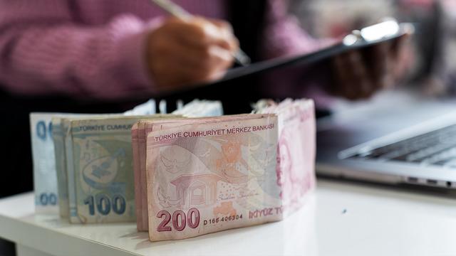 Yeniden değerleme oranı Resmi Gazete'de: Vergi ve harçlara zam ne kadar?