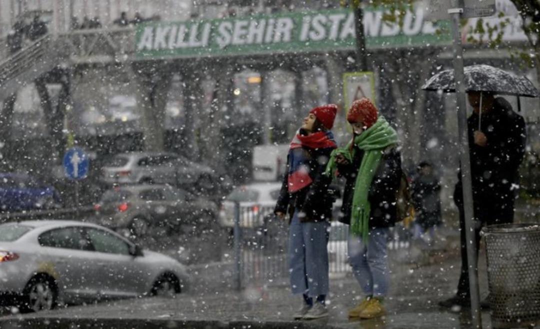 81 ilin 80 inde bekleniyor: Kar için İstanbul a tarih verildi 1