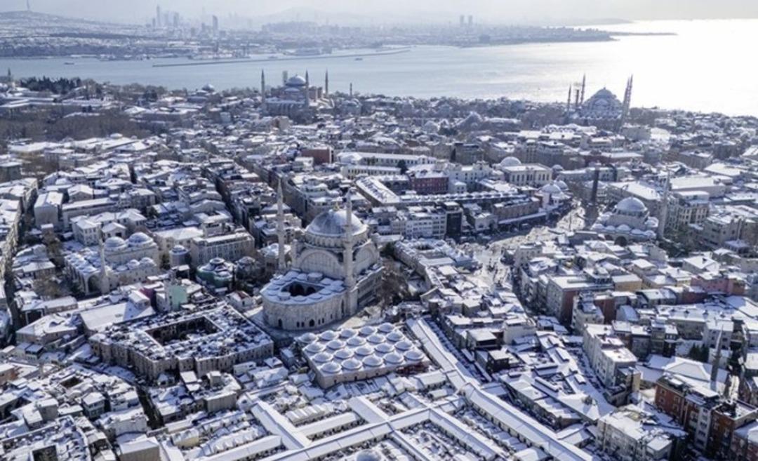 81 ilin 80 inde bekleniyor: Kar için İstanbul a tarih verildi 2