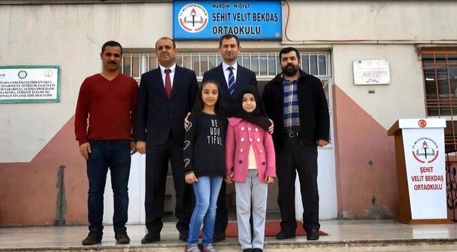 Mardinli ortaokul &ouml;ğrencisi Emine,  sıra dışı okur  se&ccedil;ildi 1