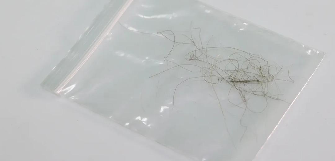 Kral Charles ın sa&ccedil;ı satışa &ccedil;ıktı! Fiyatı ise dudak u&ccedil;uklatıyor 2