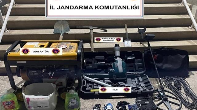Burdur’da kaçakçılık operasyonunda 7 gözaltı