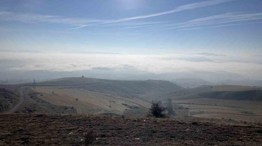 Sis adeta kenti yuttu, doğa olayı izleyenleri mest etti