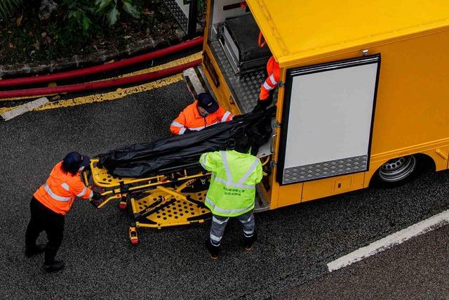 Hong Kong’daki yangın faciasında can kaybı 55’e yükseldi 8