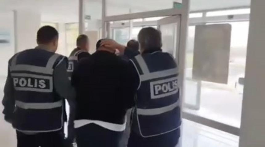Silahla mala zarar veren firari şüpheliler yakalandı