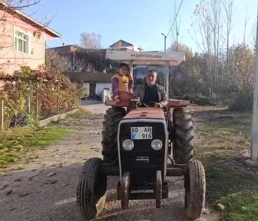Tokatlı çiftçi hayatının şokunu yaşadı: Tarladan çıkmayan traktöre İstanbul Boğaz Köprüsü nde ceza yazıldı 5