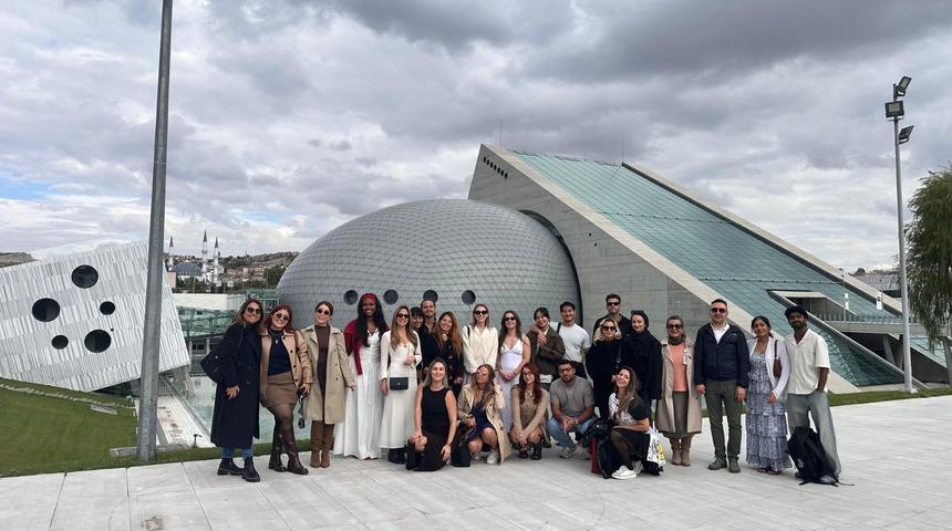 Global Influencerlar Türkiye’yi 1.3 milyar kişiye tanıttı