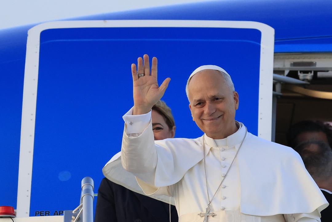 Papa 14. Leo Türkiye ye adımını attı! 3