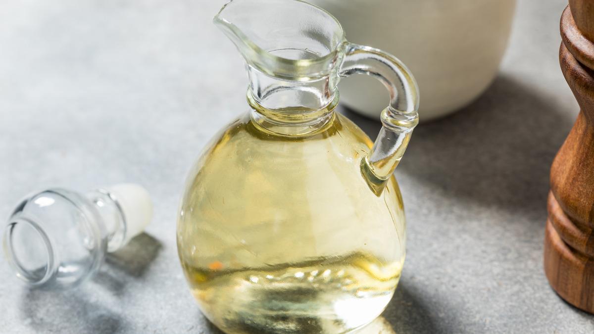 Araç sürücülerine dikkat çeken öneri: "Beyaz sirke kullanın" - Otomobil Araba Haberleri