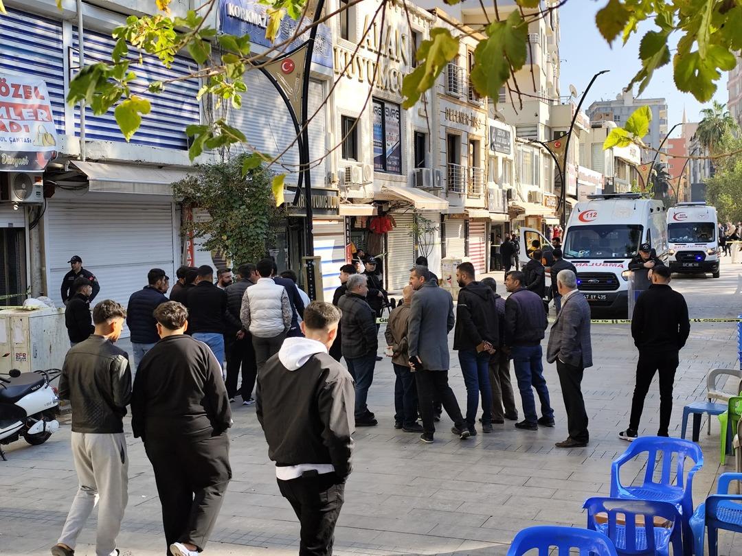 Kuyumcular birbirine girdi! Polis havaya ateş açmak zorunda kaldı 5