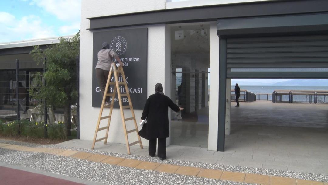 Ankara da  Papa  hareketliliği: Tarihi ziyarette ilk durak Anıtkabir! 11