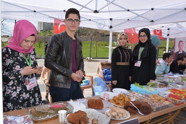 Düzce Üniversitesi’nden Zeytin Dalı harekatına destek kermesi