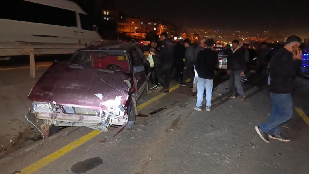 Şanlıurfa da zincirleme trafik kazası: 5 yaralı 1