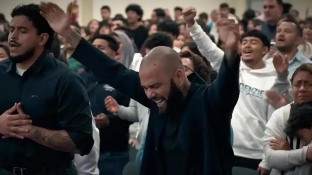 Dünya yıldızı futbolcunun yeni mesleği görenleri hayrete düşürdü! "Tanrıyla bir anlaşma yaptım" 1