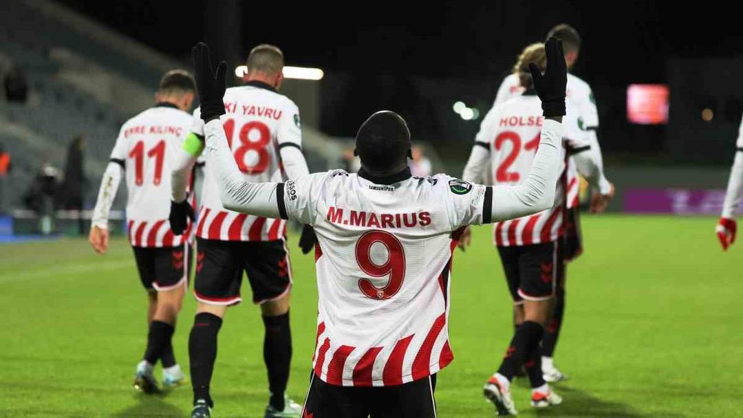 (Özet) Samsunspor - Corendon Alanyaspor Maçı Özeti ve Tüm Önemli Anları 1