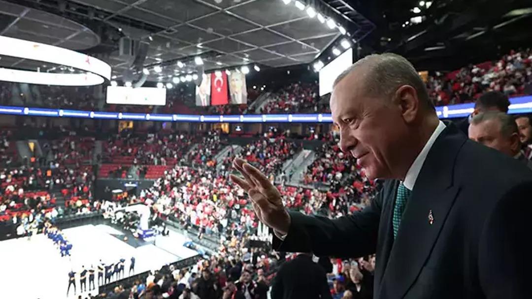 Cumhurbaşkanı Erdoğan, A Milli Erkek Basketbol Takımı nı tebrik etti 1