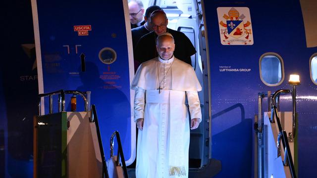 Papa 14'üncü Leo İstanbul'da